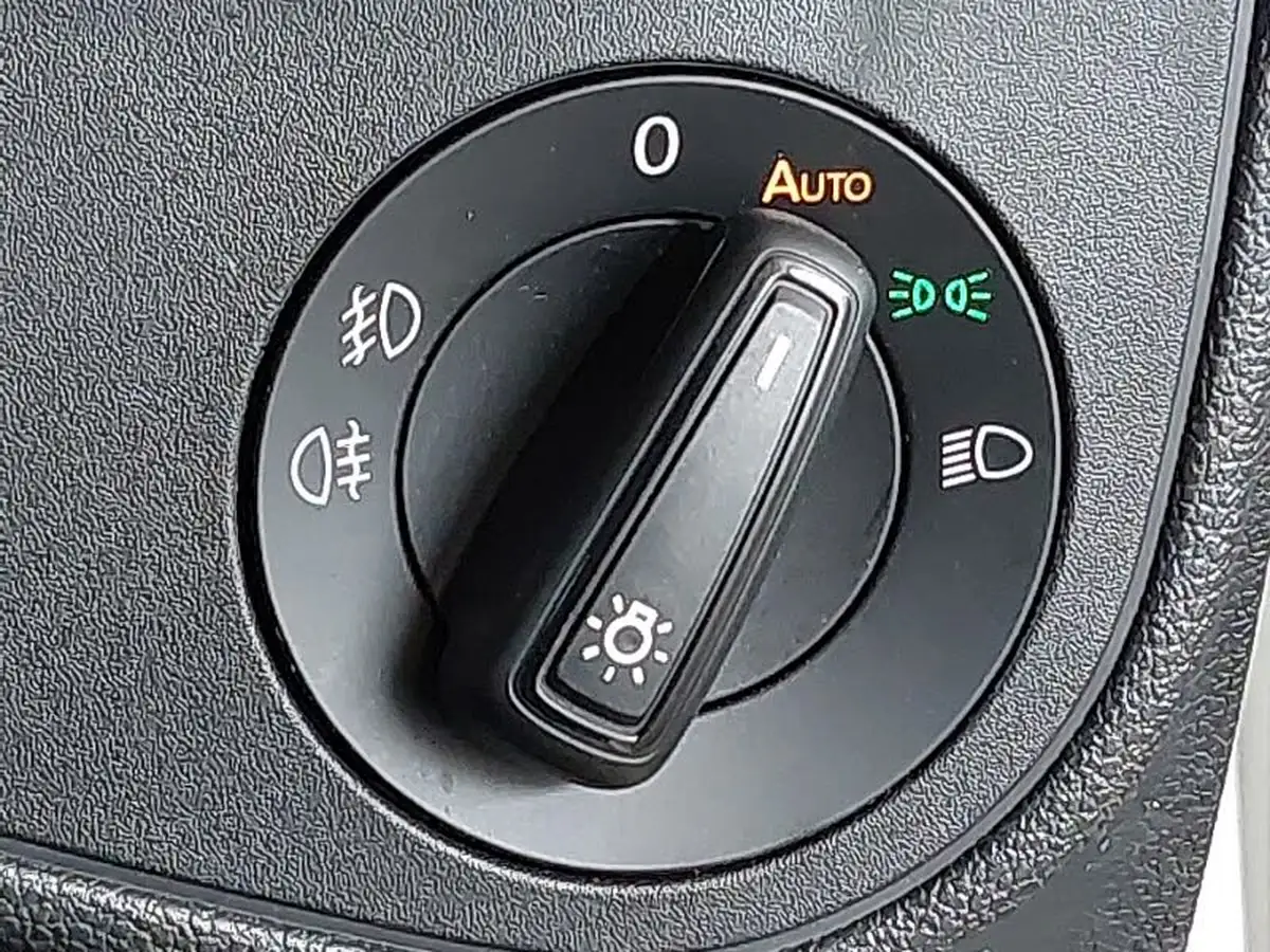 2023-volkswagen-polo-10-tsi-style-big-16