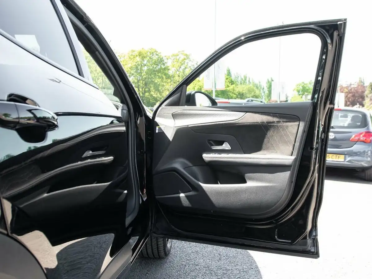 2022-vauxhall-mokka-12-ultimate-130ps-auto-big-13