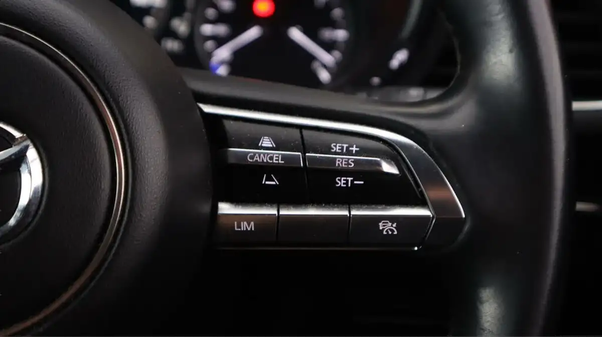 2021-mazda-mazda3-20-sport-lux-122ps-hatchback-5d-big-23