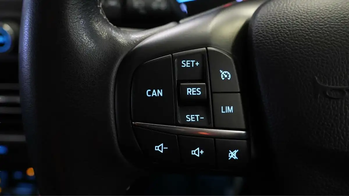 2019-ford-focus-15t-titanium-x-hatchback-big-20