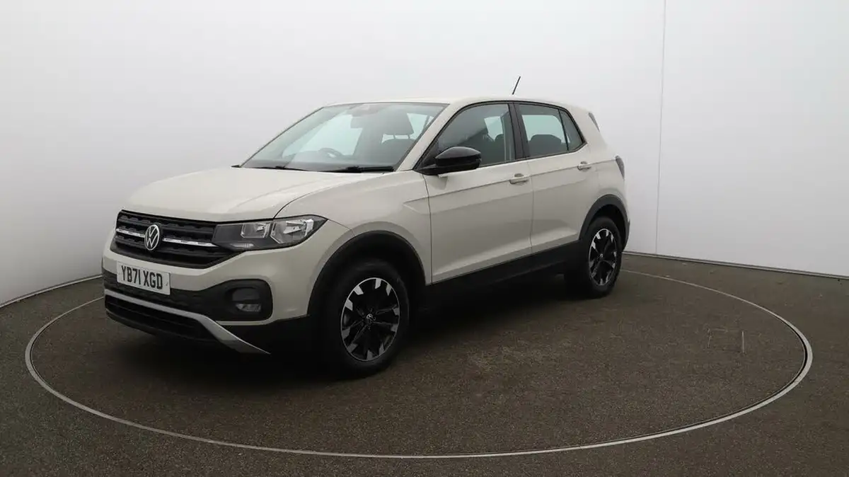 2022-volkswagen-t-cross-10-tsi-s-big-3