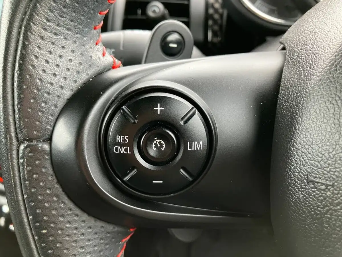2019-mini-cooper-20-cooper-s-sport-189bhp-hatchback-3d-auto-big-20