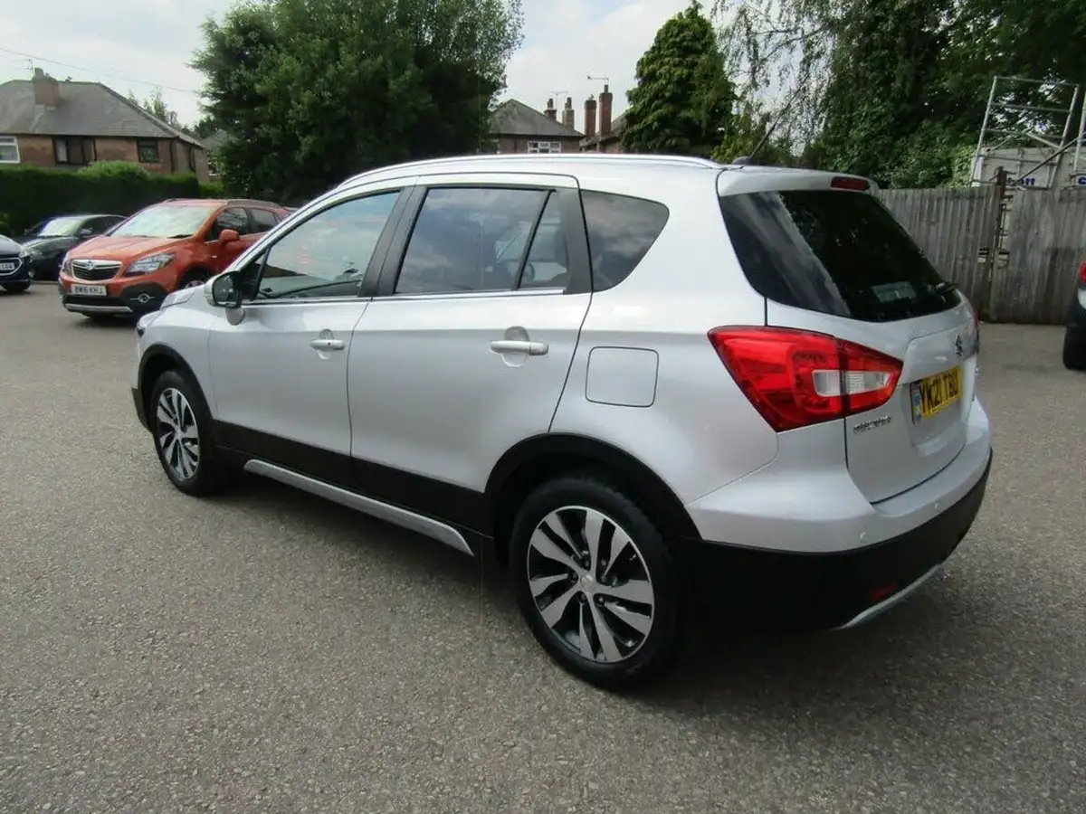 2021-suzuki-s-cross-14-boosterjet-sz5-big-8