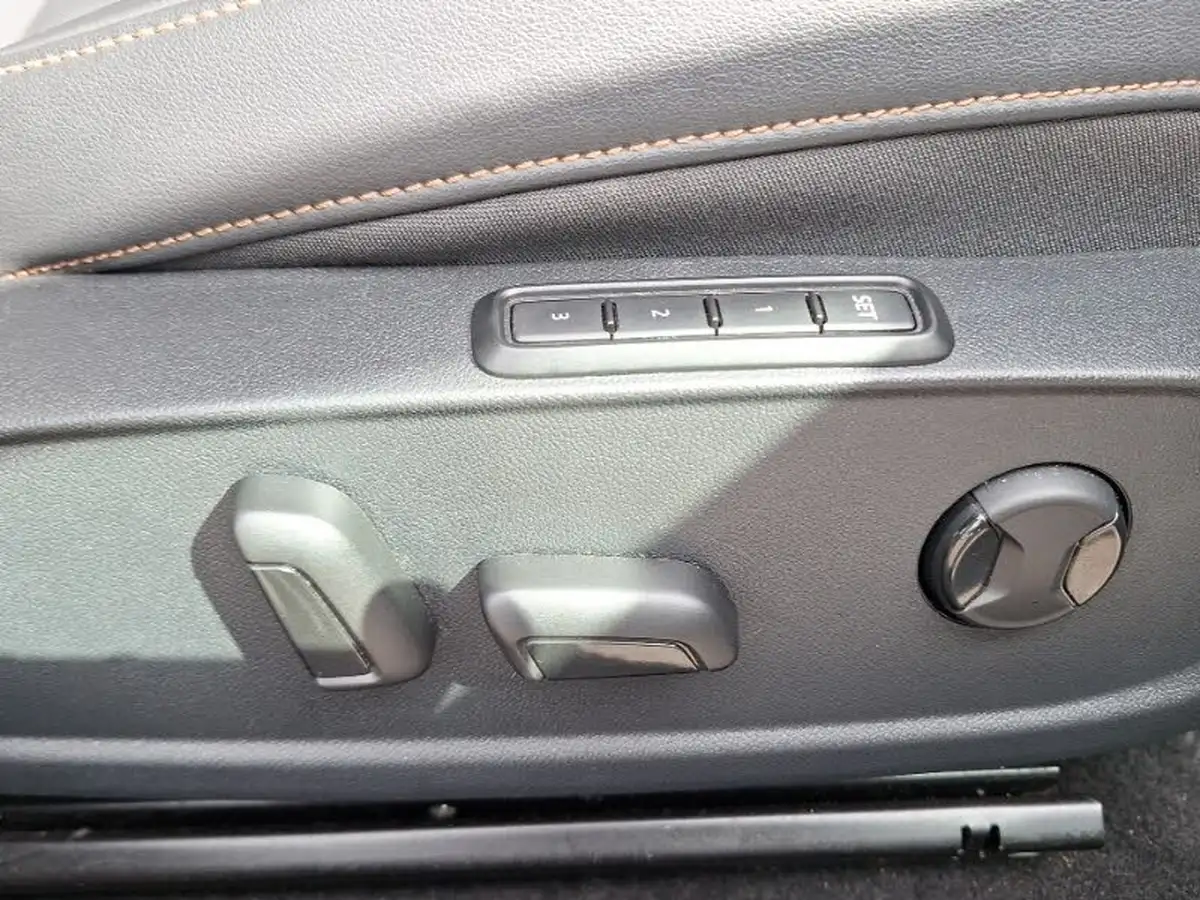 2024-cupra-formentor-15-tsi-v2-big-12