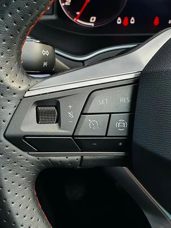 2024-seat-ibiza-10-tsi-fr-sport-110ps-big-25
