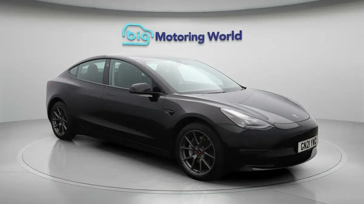 2021-tesla-model-3-e-long-range-4x4-big-1