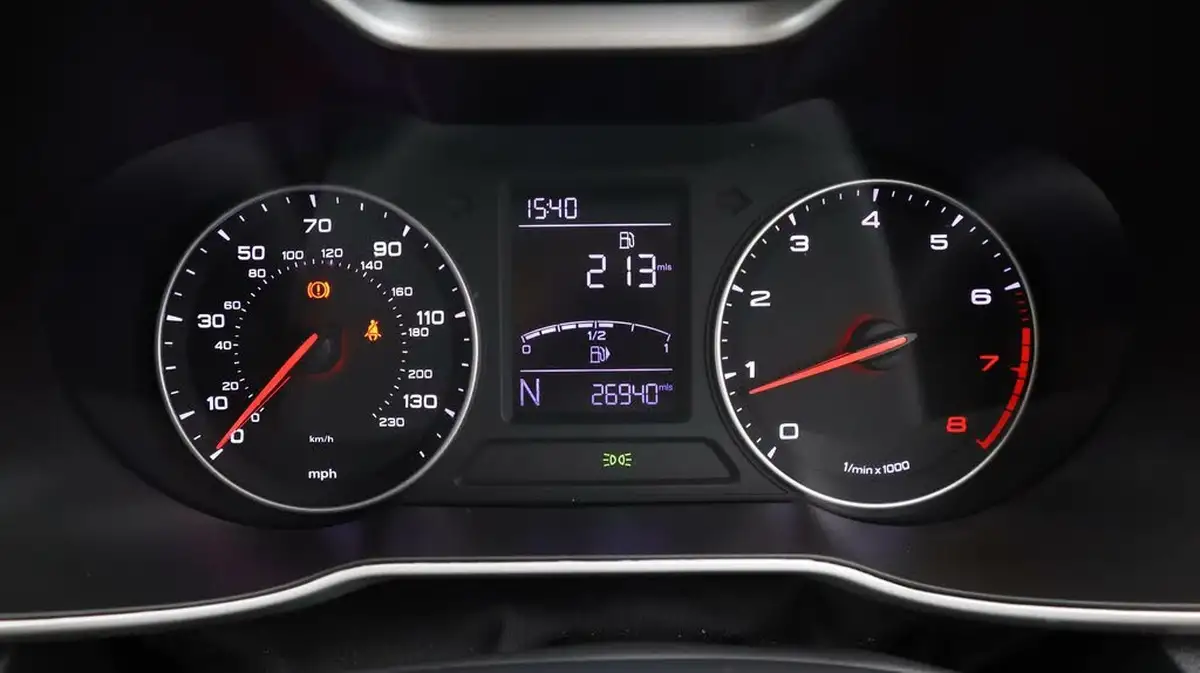 2020-mg-zs-suv-15-vti-tech-limited-edition-106ps-big-9