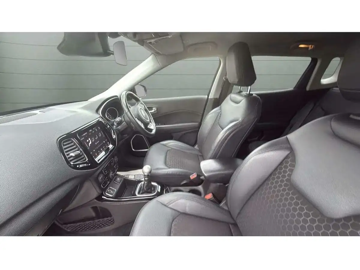 2021-jeep-compass-14-multiair-ii-night-eagle-big-21