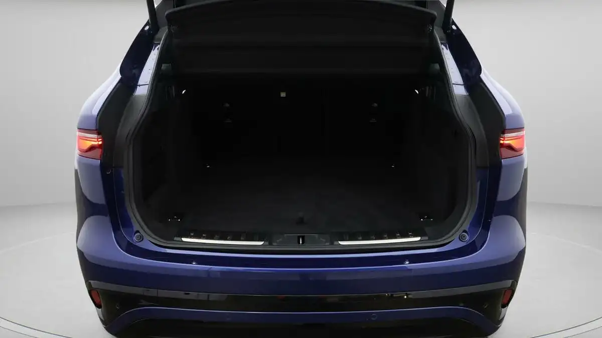 2021-jaguar-f-pace-20-d200-r-dynamic-se-mhev-big-16