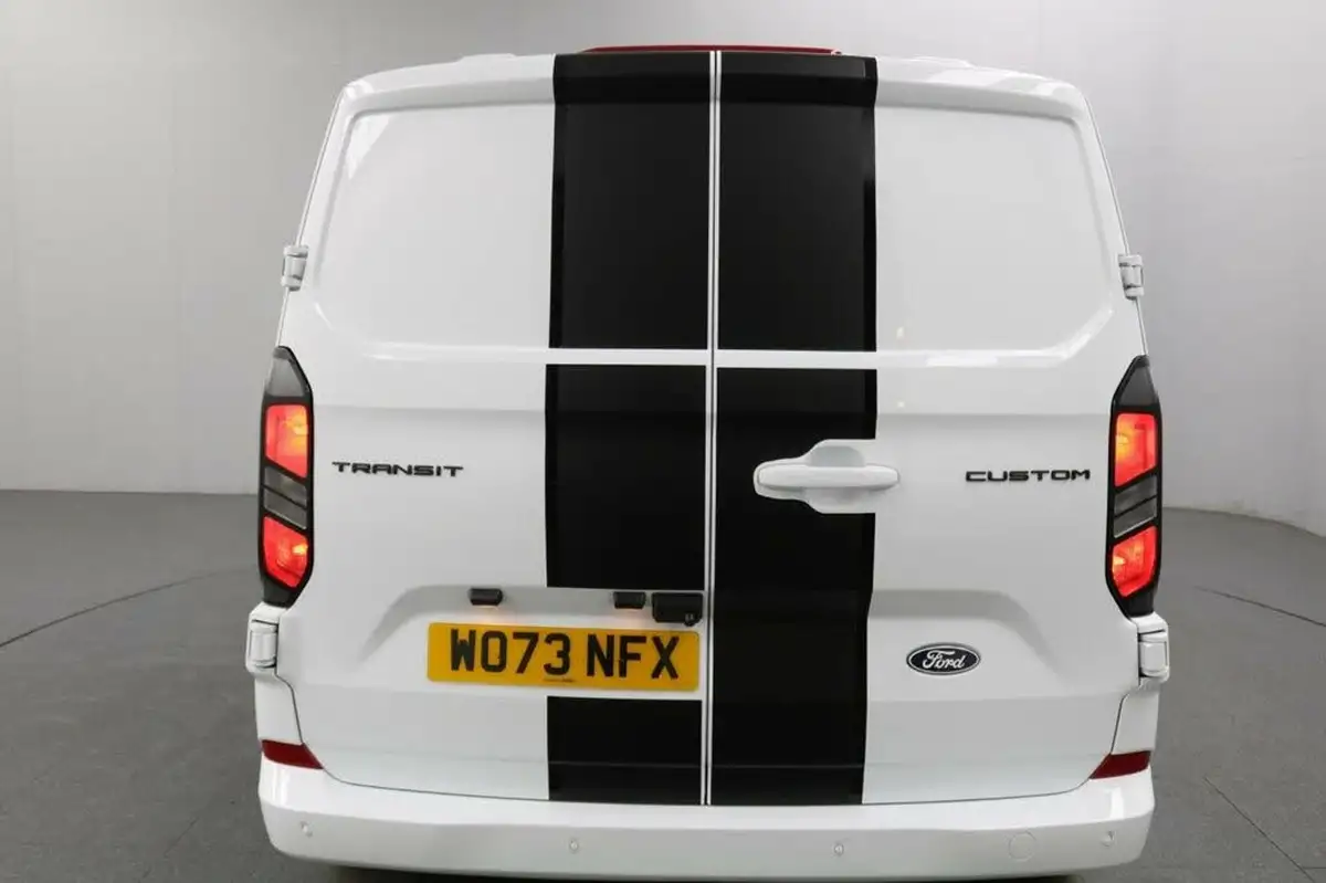 2023-ford-transit-custom-20tdci-300-l1h1-limited-136pseu6e-panel-van-1996cc-big-2