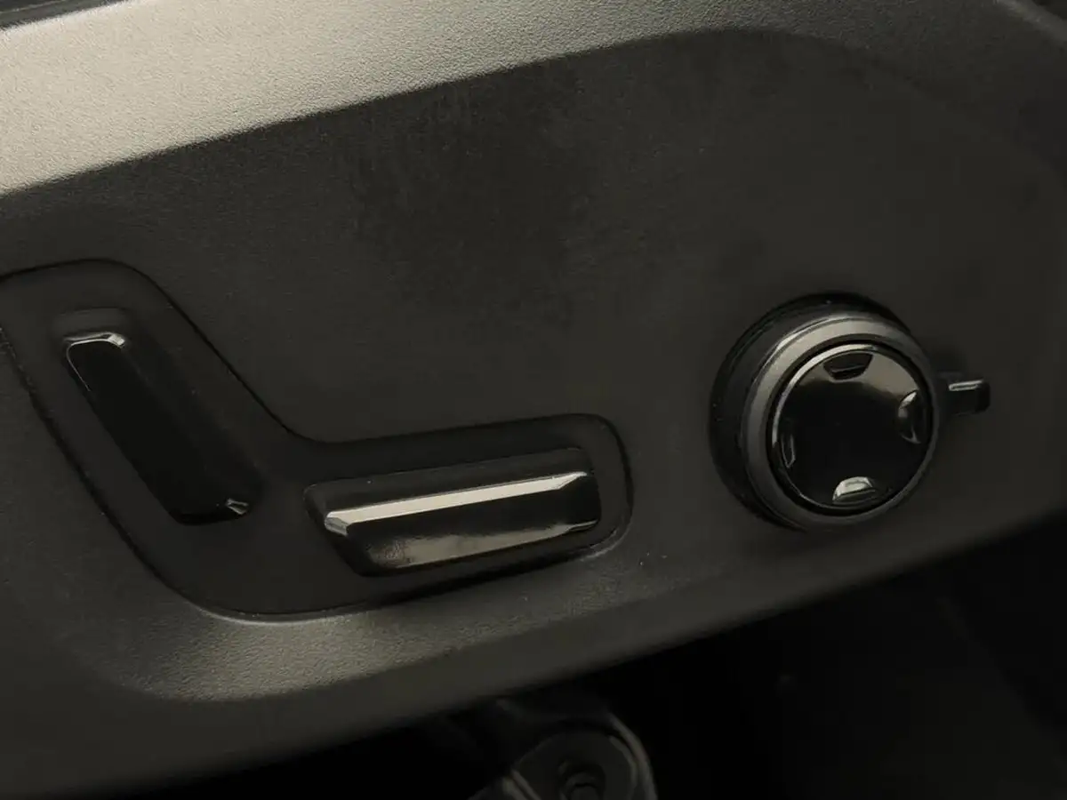 2022-volvo-xc90-20-b5-plus-big-22