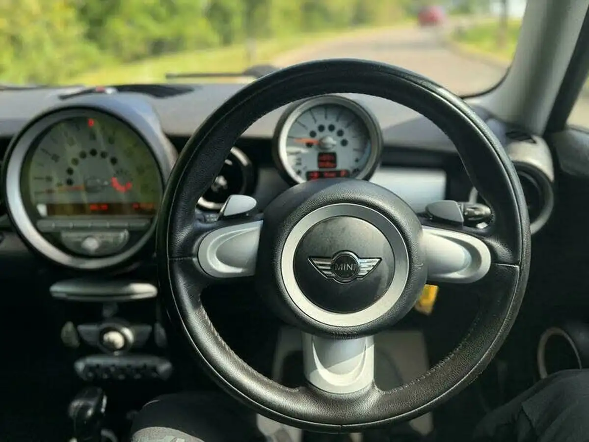 2008-mini-clubman-16-cooper-120bhp-auto-big-43