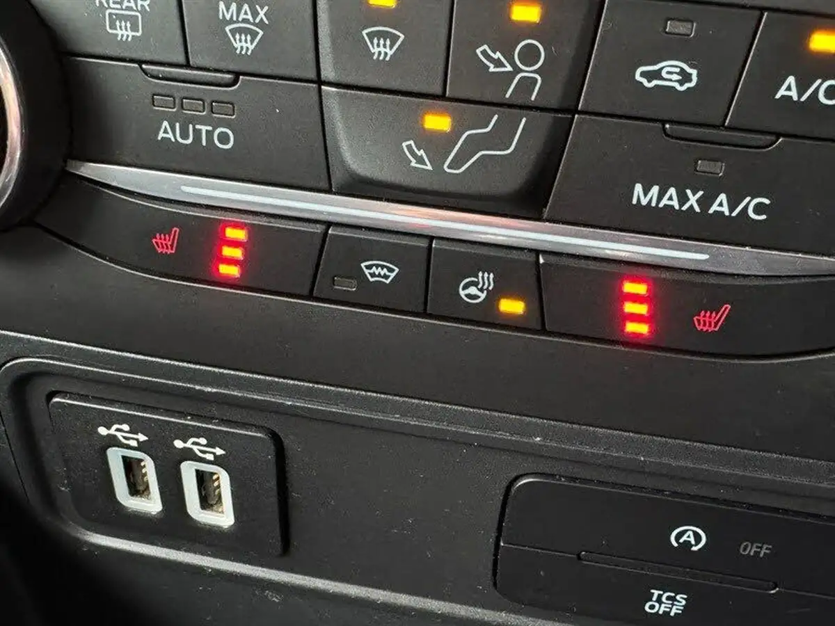 2019-ford-ecosport-10t-st-line-125ps-big-17