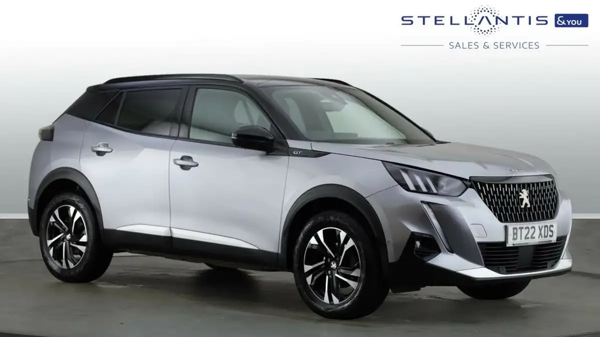 2022-peugeot-2008-suv-12-puretech-gt-eat8-big-0