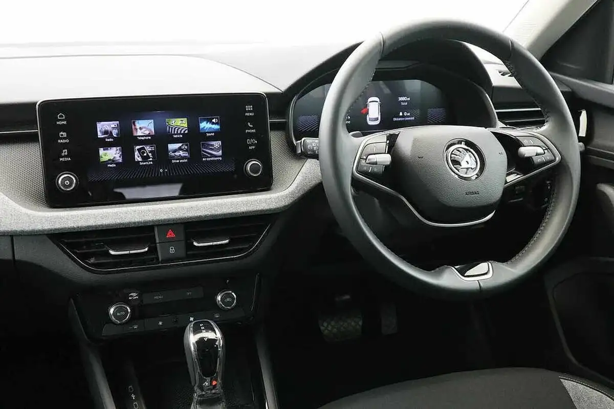 2024-skoda-kamiq-10-tsi-se-116ps-dsg-big-1