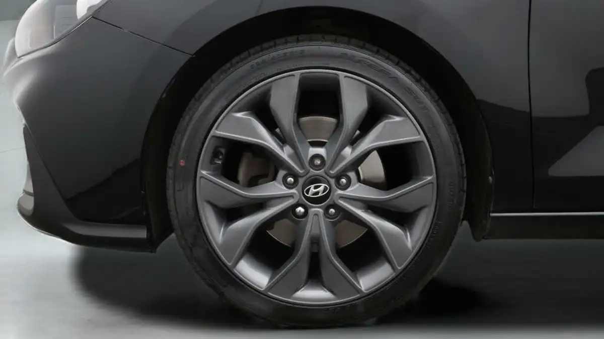 2019-hyundai-i30-14-t-gdi-n-line-hatchback-big-18