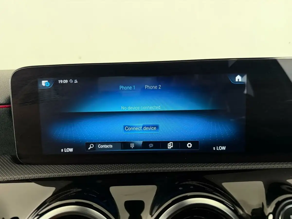 2021-mercedes-benz-a-class-13-a250e-amg-line-executive-saloon-4d-big-47