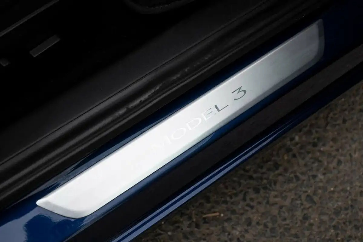 2020-tesla-model-3-e-standard-plus-big-20