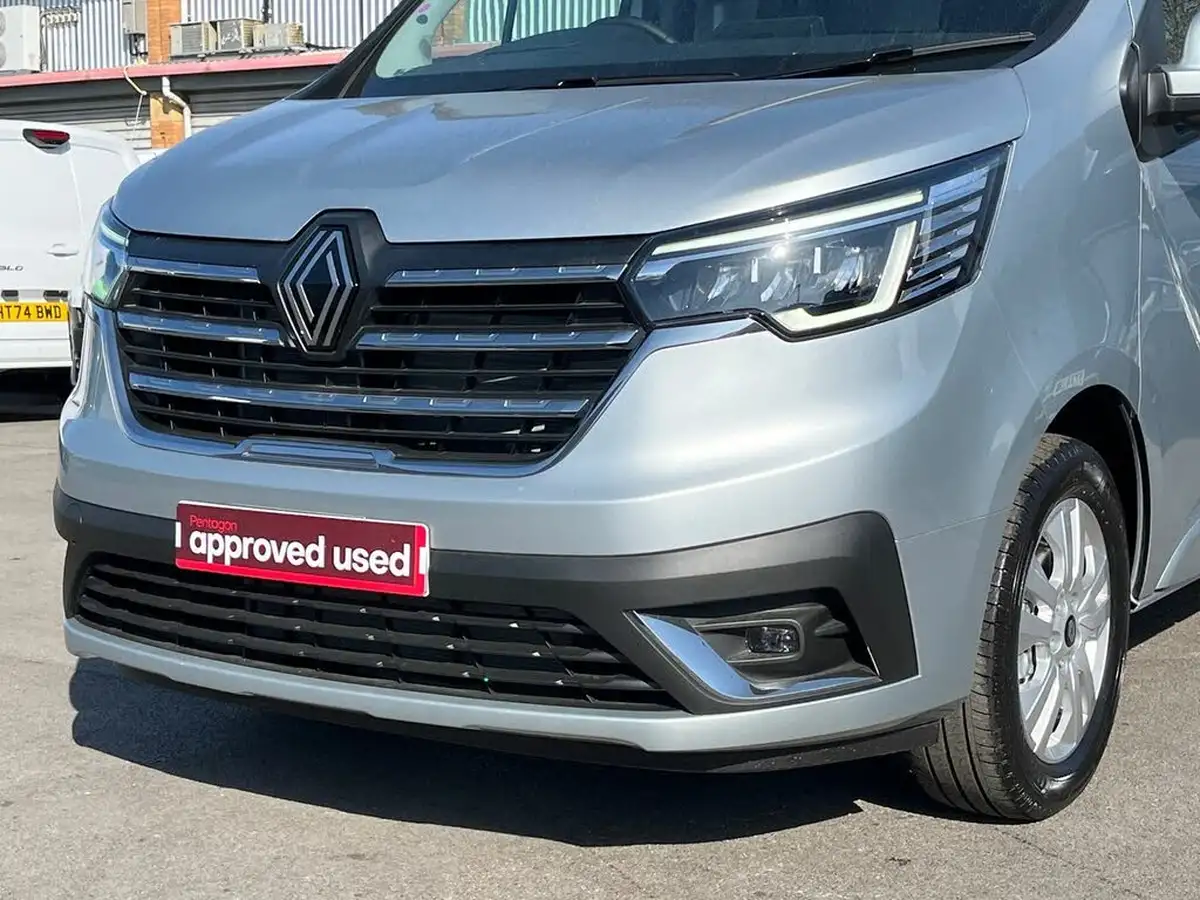 2025-renault-trafic-20dci-sl30-150-extra-big-18