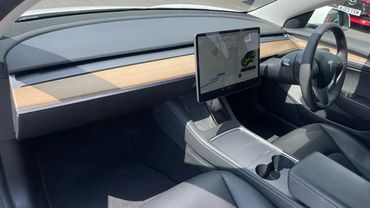 2021-tesla-model-3-e-long-range-4x4-big-9