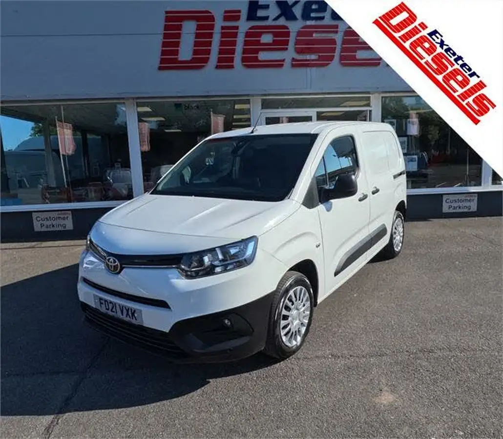 2021-toyota-proace-city-15d-icon-100hpeu6dt-e-l1-big-0