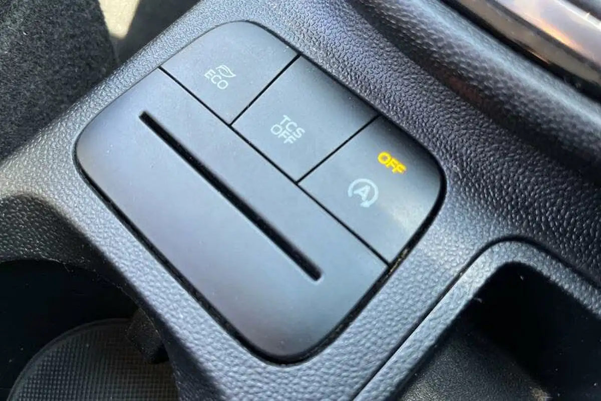 2019-ford-fiesta-10t-zetec-ss-3d-big-33