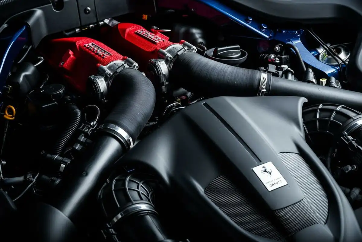2022-ferrari-roma-38t-v8-f1-dct-ss-620ps-coupe-big-41