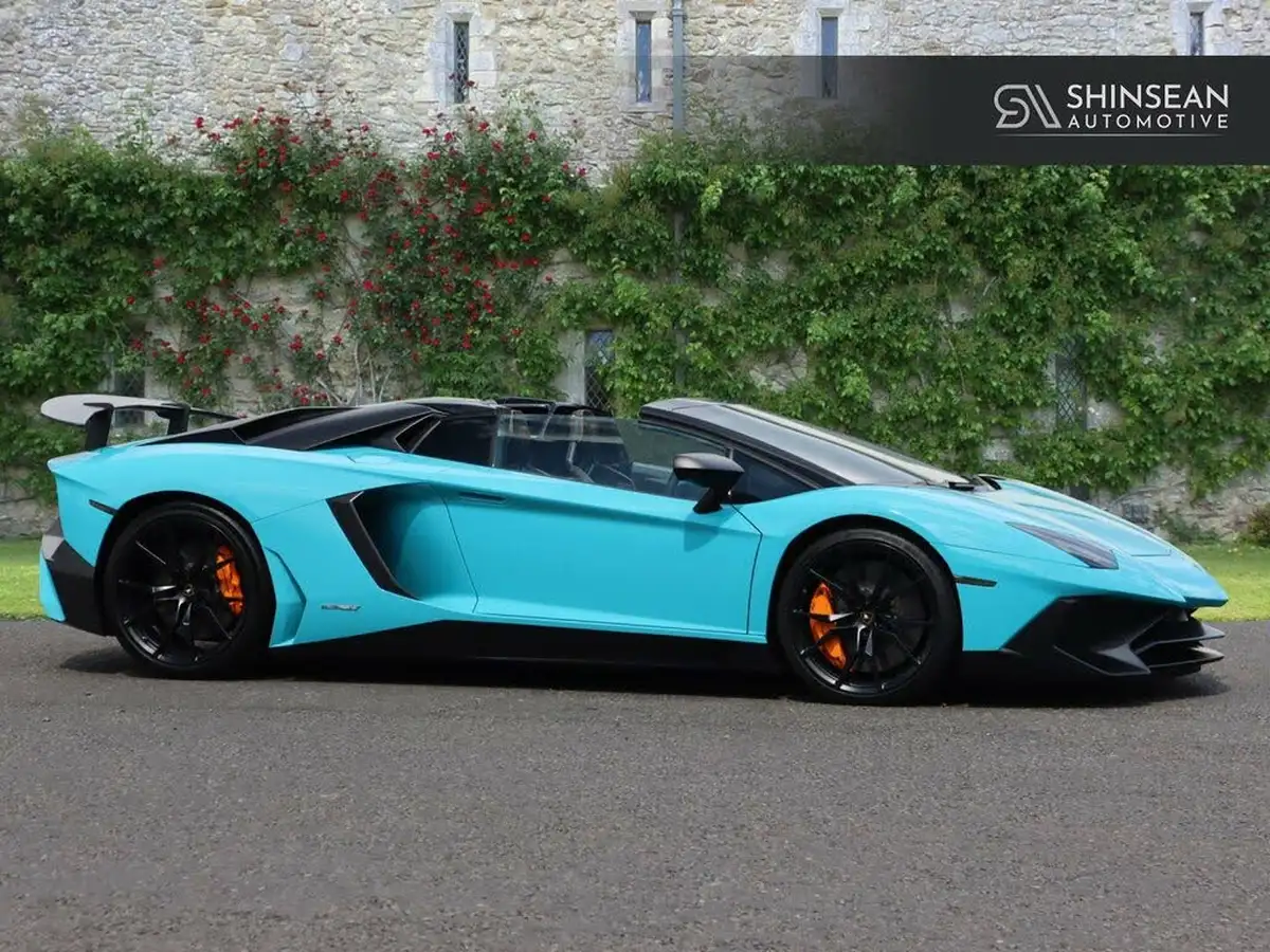 2016-lamborghini-aventador-65-lp-700-4-coupe-big-2