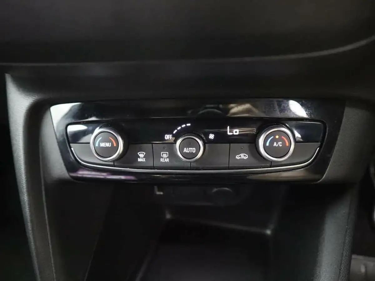 2023-vauxhall-corsa-12i-gs-big-27