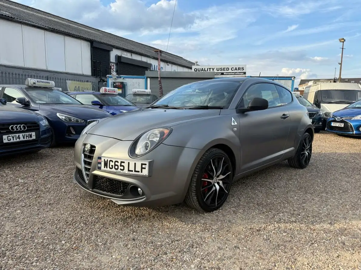 2015-alfa-romeo-mito-14-quadrifoglio-verde-big-4