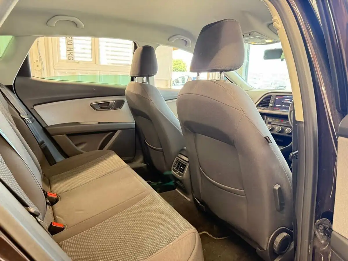 2019-seat-leon-16tdi-se-dynamic-hatchback-big-24