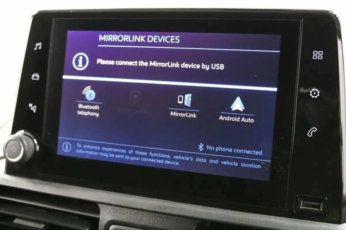2020-peugeot-partner-15-bluehdi-1000-professional-100ps-eu6dt-panel-big-41