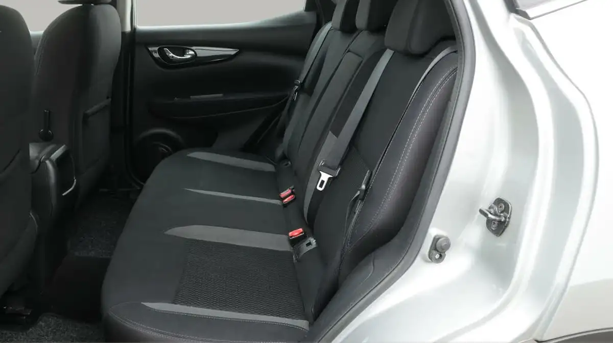 2020-nissan-qashqai-13-dig-t-acenta-premium-140ps-big-16