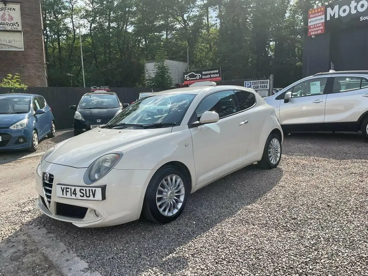 2014-alfa-romeo-mito-13jtdm-2-sprint-big-77