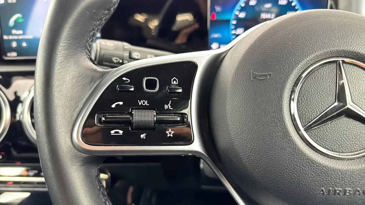 2022-mercedes-benz-a-class-20d-a180d-se-8g-dct-big-20