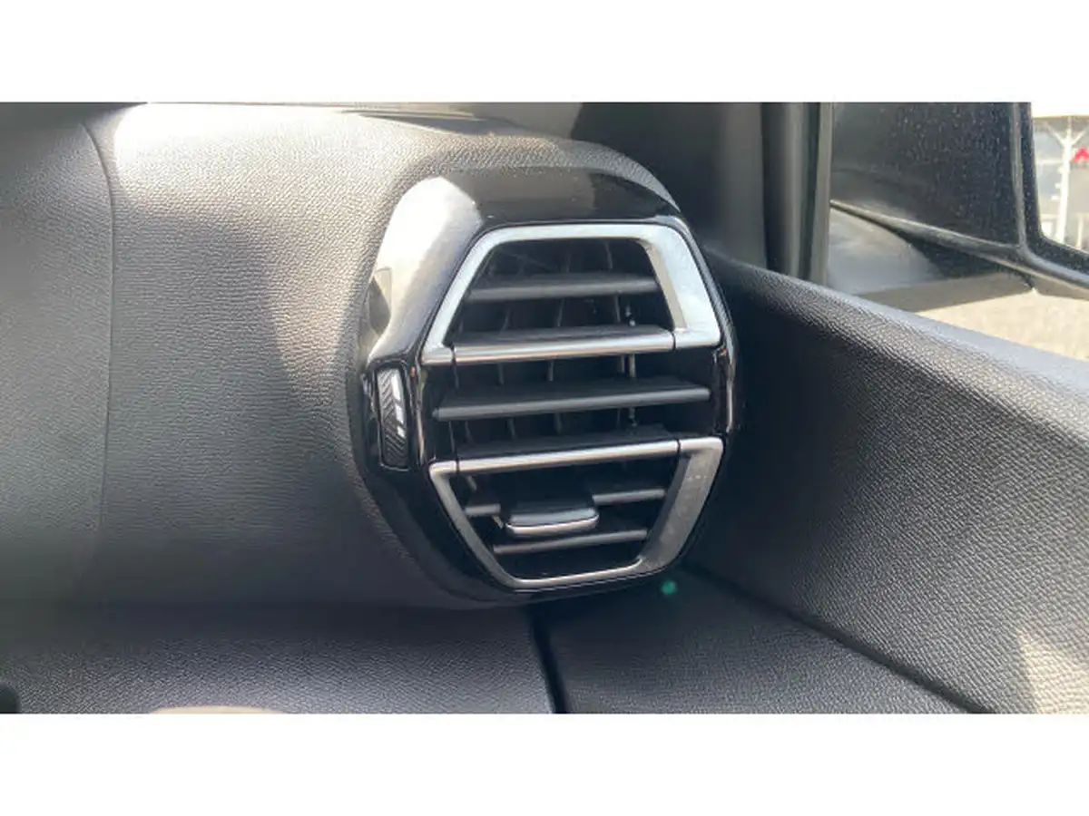 2021-citroen-c4-12-puretech-shine-130ps-big-54