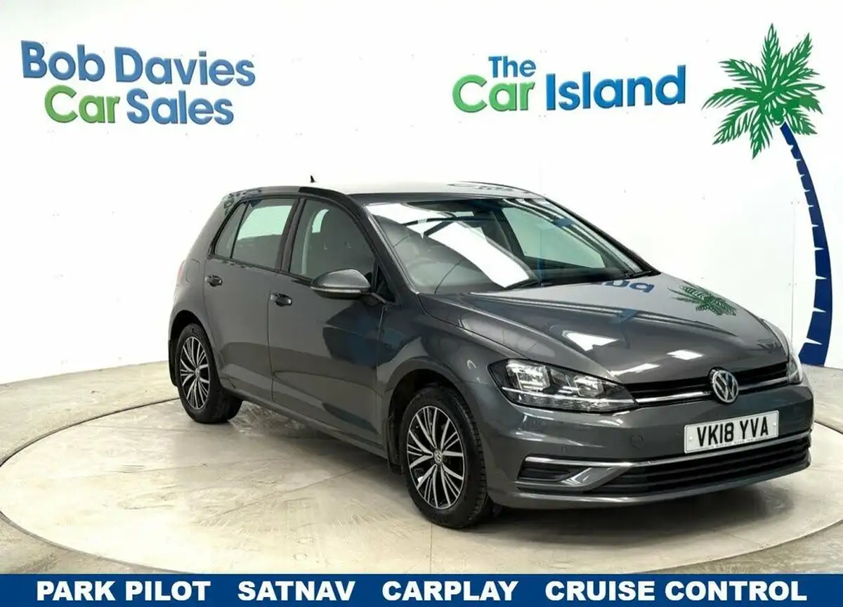 2018-volkswagen-golf-10-tsi-se-nav-110ps-ss-hatchback-5d-big-0