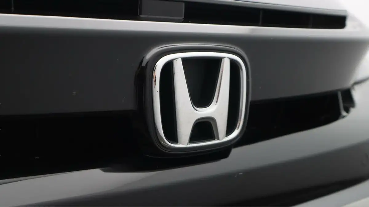 2021-honda-civic-10-vtec-turbo-se-hatchback-5d-big-22