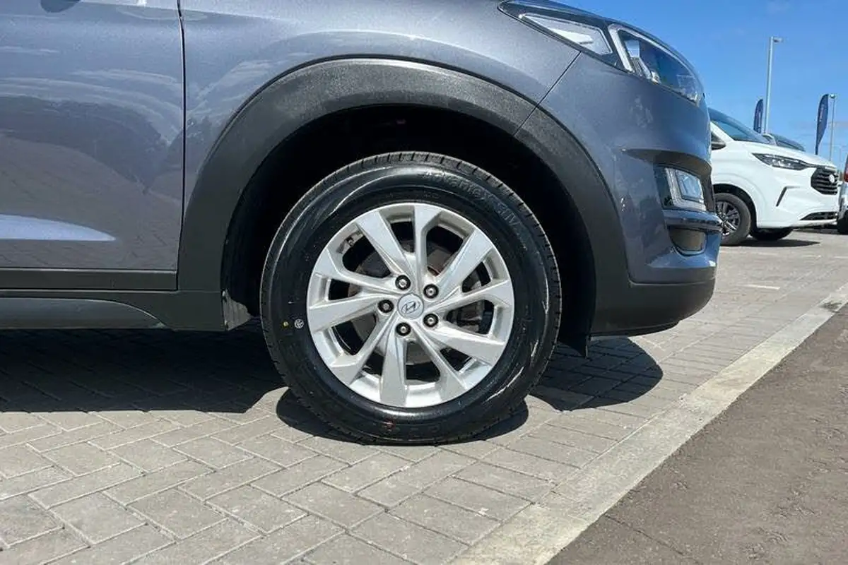 2019-hyundai-tucson-16-gdi-se-nav-big-7