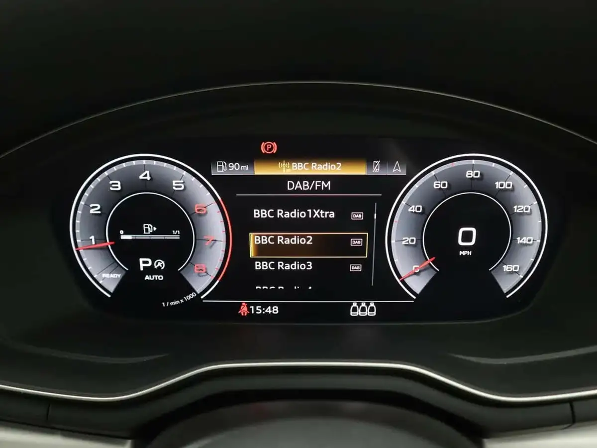 2023-audi-a4-20-35-tfsi-s-line-big-16