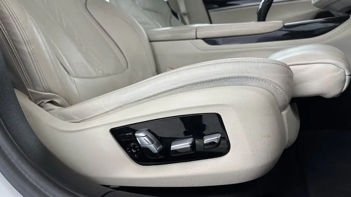 2021-bmw-7-series-30td-730ld-m-sport-big-24