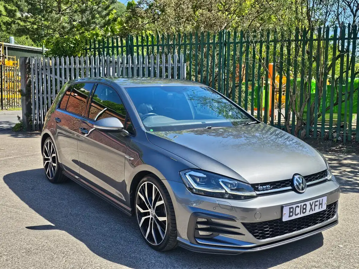 2018-volkswagen-golf-20tdi-gtd-hatchback-5d-dsg-big-8