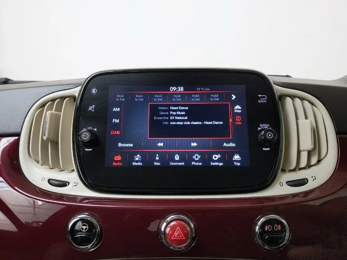 2022-fiat-500-10-dolcevita-plus-big-9