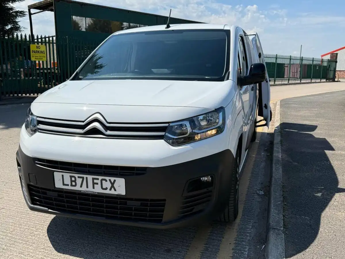 2021-citroen-berlingo-15bluehdi-1000-enterprise-pro-100pseu6d-big-39