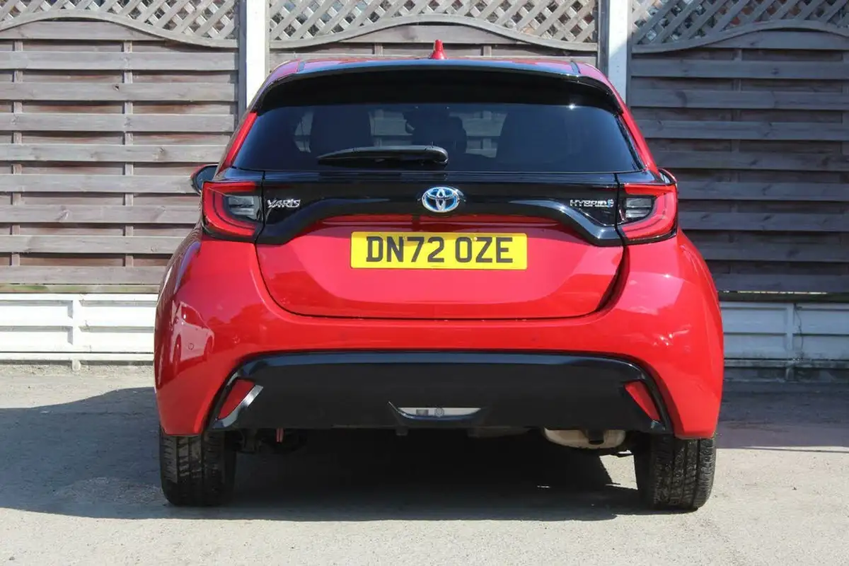 2022-toyota-yaris-cross-15-vvt-i-excel-city-packpan-roof-big-8