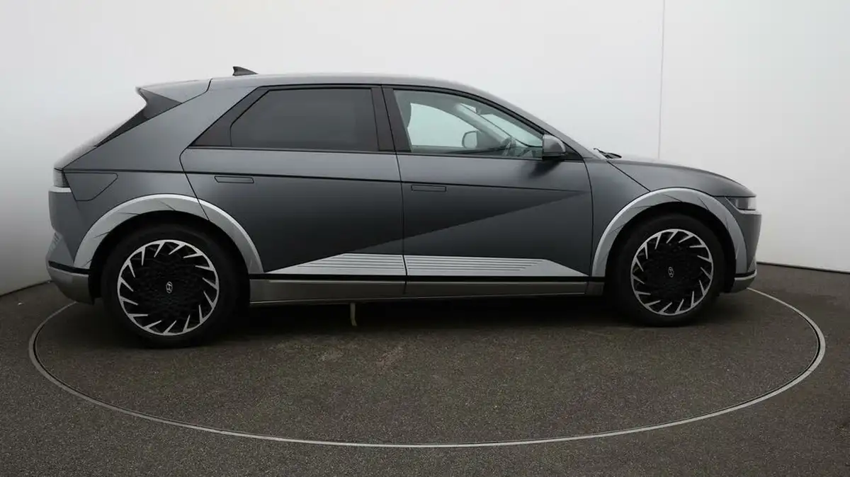 2022-hyundai-ioniq-5-e-ultimate-217ps-73kwh-rwd-big-50