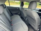 2022-volkswagen-golf-10-etsi-life-hatchback-small-28