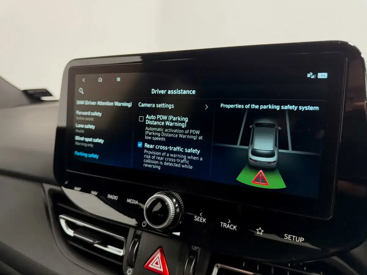 2022-hyundai-i30-n-20-t-gdi-n-performance-hatchback-dct-big-61