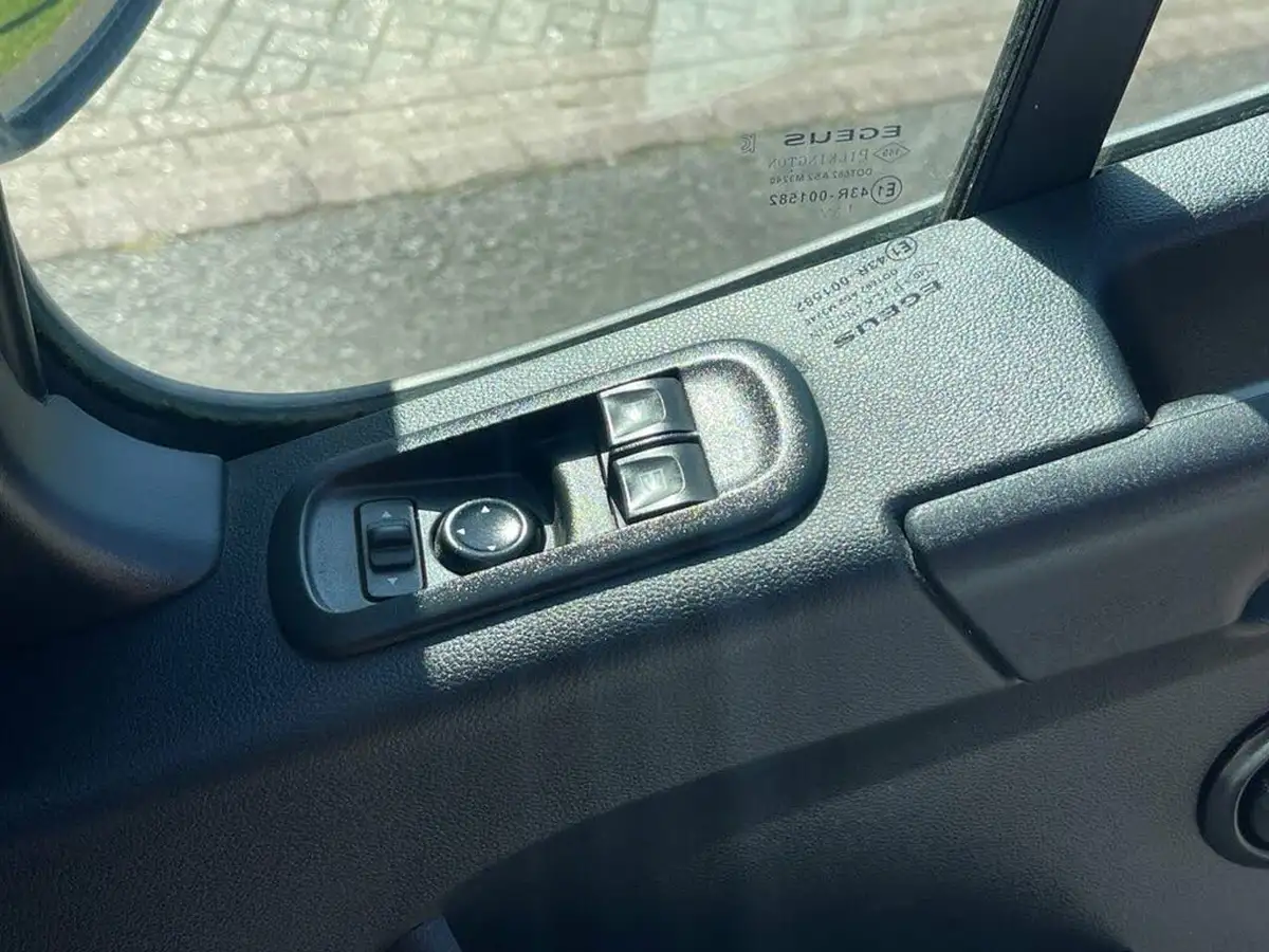 2022-nissan-interstar-23dci-f35-l3h2-tekna-135pseu6d-panel-van-big-25