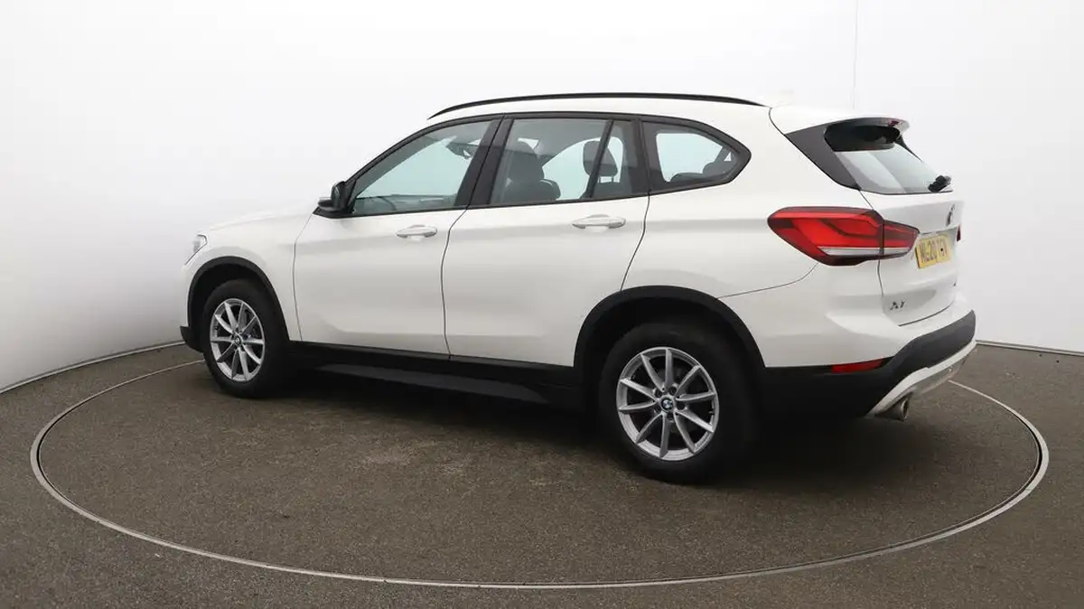 2020-bmw-x1-15-sdrive18i-se-big-34